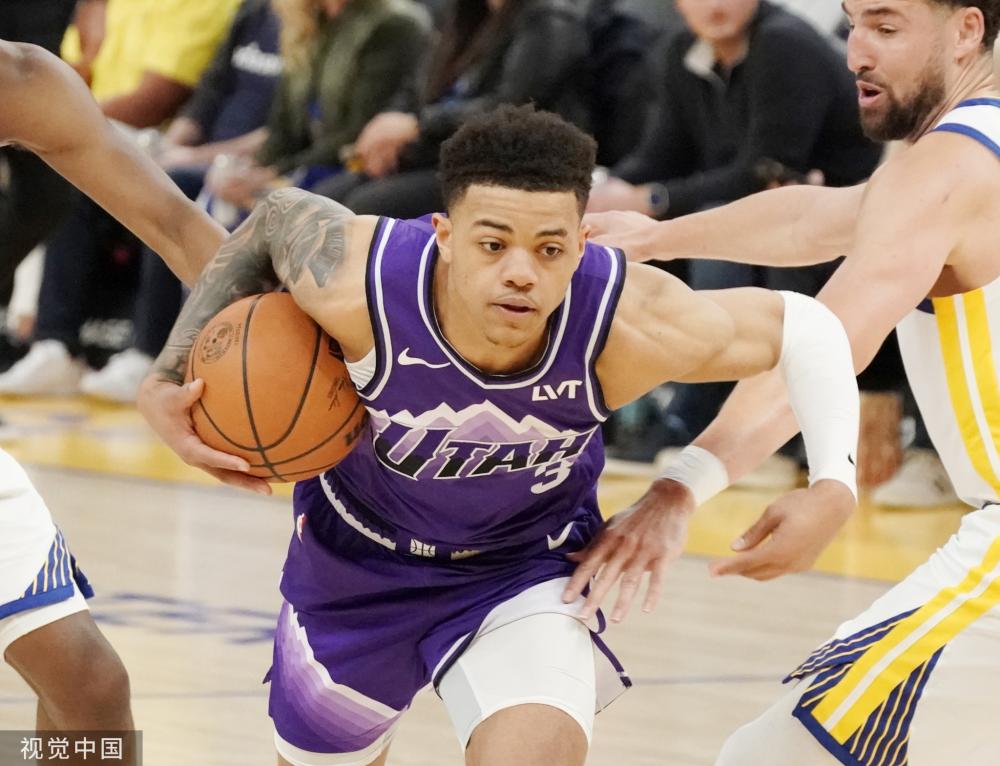 两支球队在 两支球队在