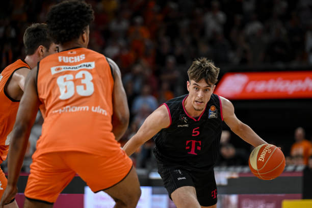 主帅在排兵 主帅在排兵